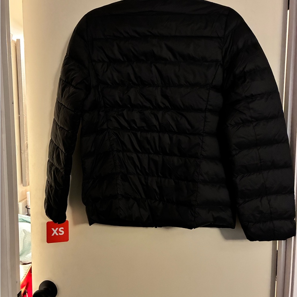 NWT Eddie Bauer Women's Black Down Packable Jacket (XS) - Picture 9 of 12